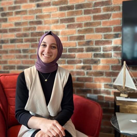 Betül Esra Baba logo