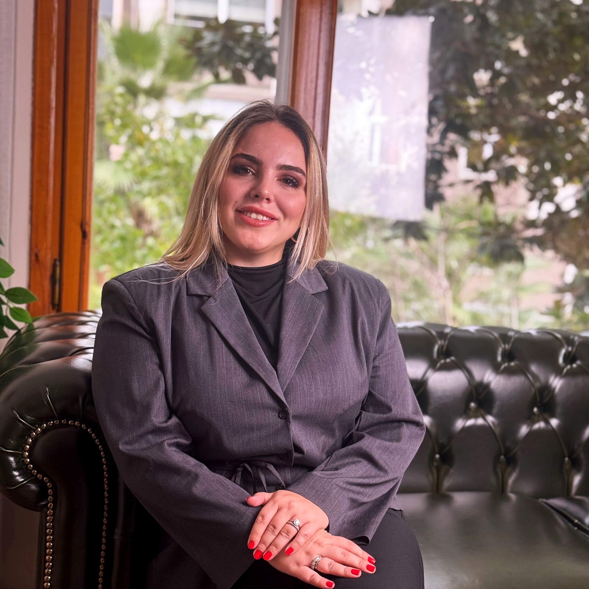 Nur Seçil Sa... Hakkında Bilgi